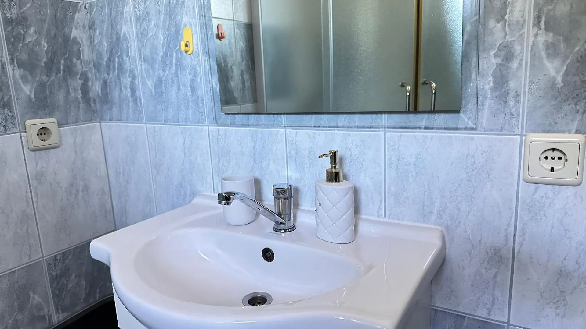 3 Bedroom Apartment With Seaview - 3Min From The Beach Kruševo 0*,